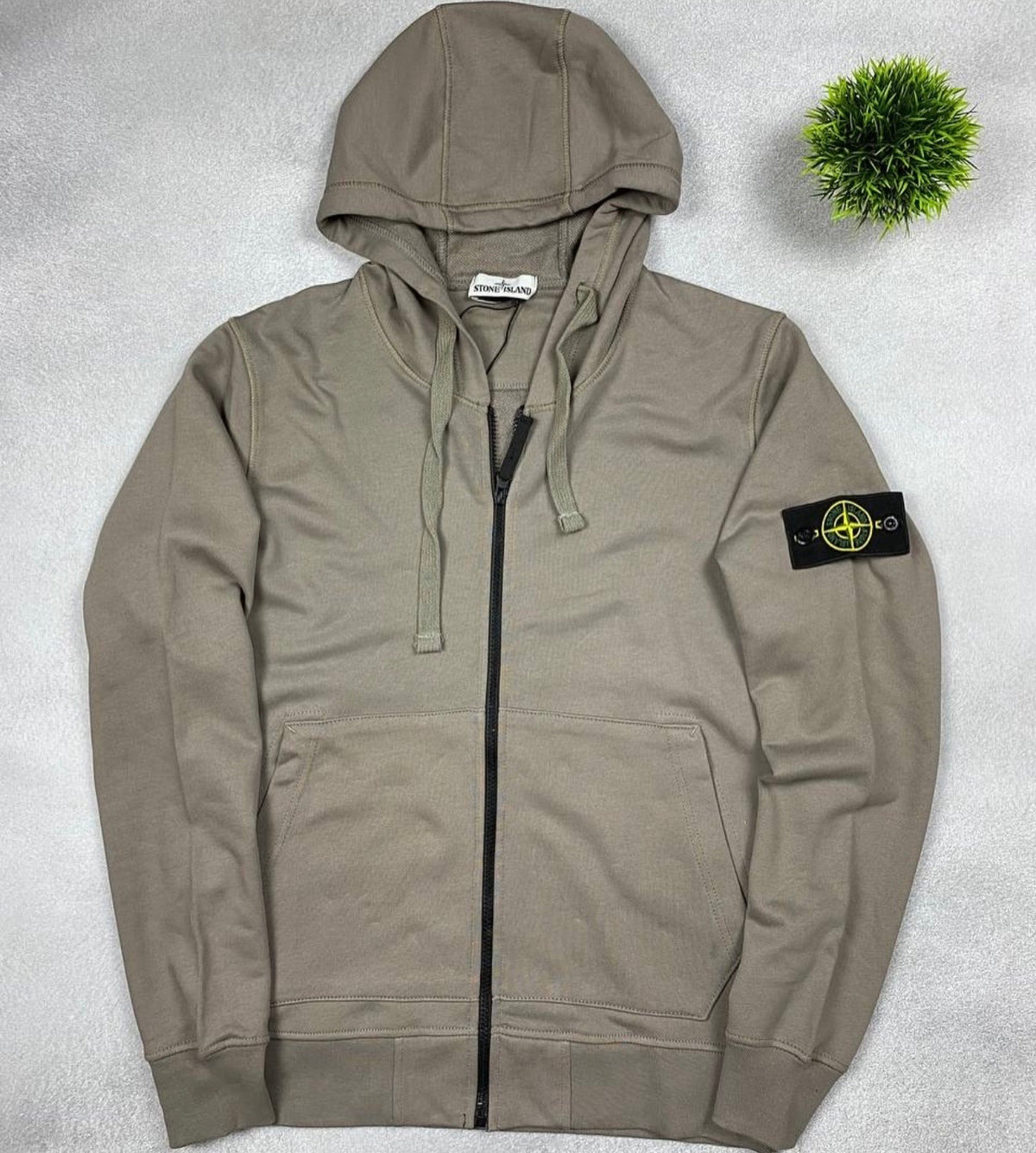 2x1 : Felpa Zip Stone Island Cappuccio